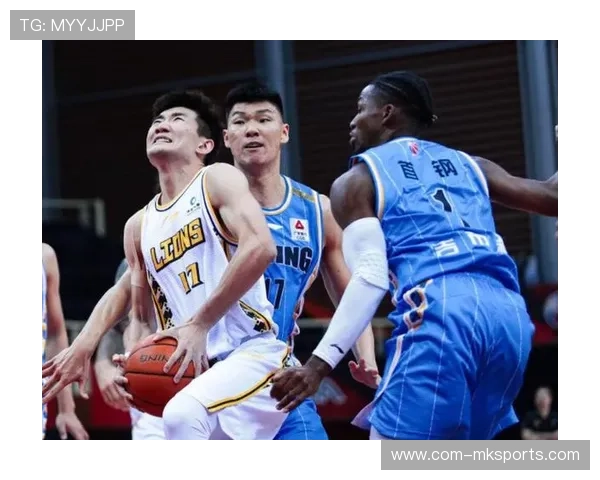 北京首钢凭借十一人轮换战术轻取四川 深度阵容展现战术弹性